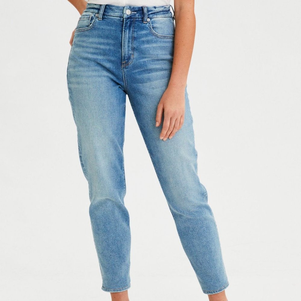 American Eagle Curvy Mom Jeans
